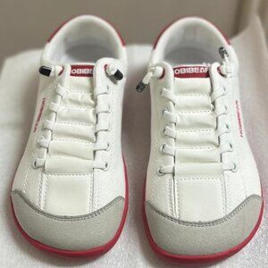 HOBIBEAR FEMAL SHOES SIZE 6 WHITE